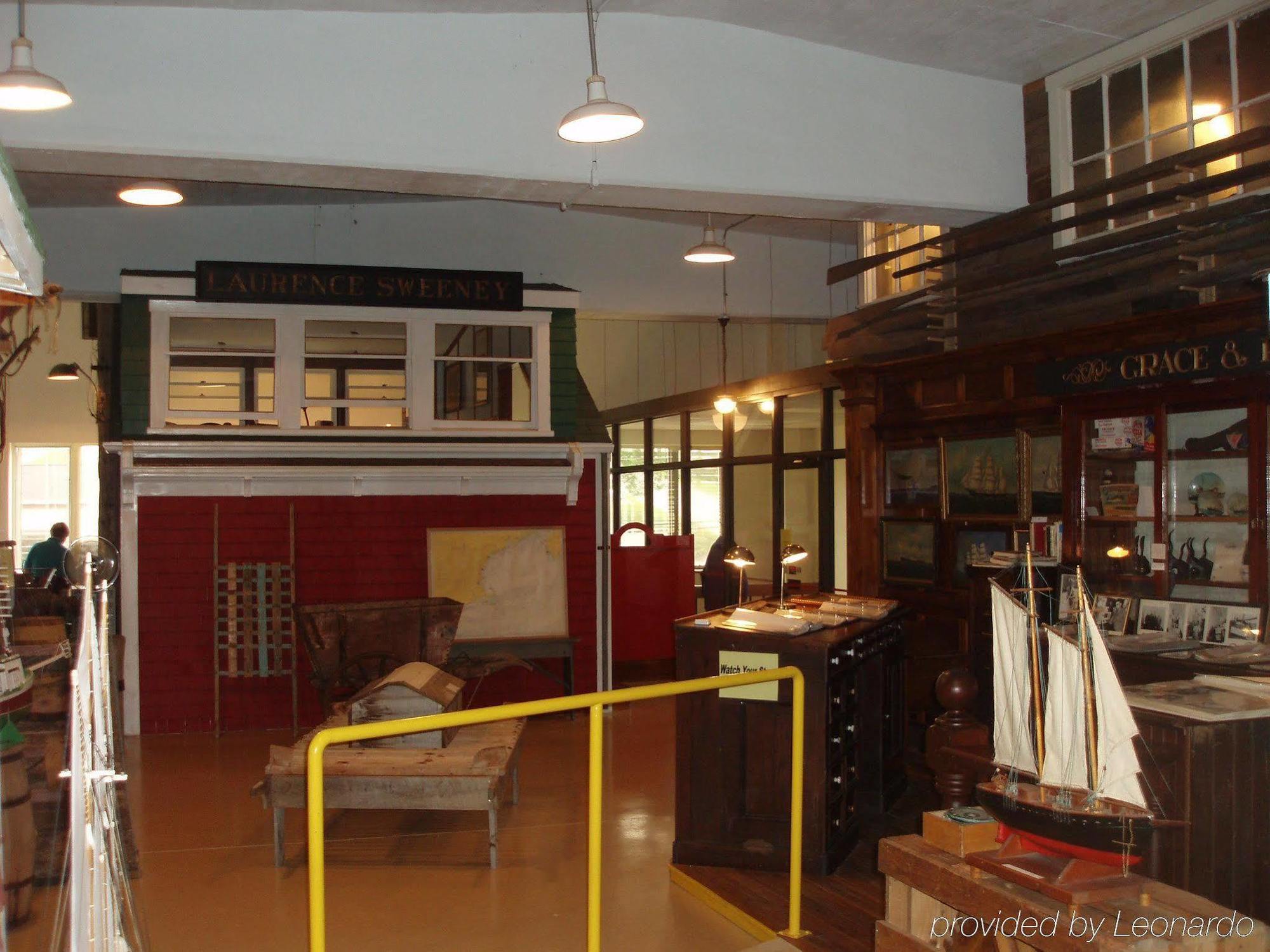 Comfort Inn Yarmouth Interior photo